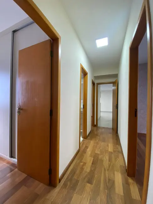 Apartamento com 4 quartos à venda, 133m2 em Sao Jose Dos Campos - SP - imagem 4 Foto 4 de Apartamento com 4 quartos à venda, 133m2 em Sao Jose Dos Campos - SP