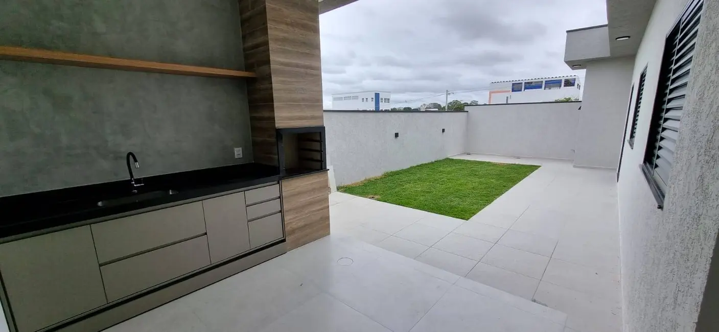 Foto 4 de Casa com 3 quartos à venda, 250m2 em Loteamento Villa Branca, Jacarei - SP