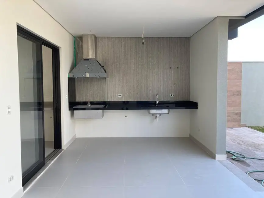 Foto 4 de Casa com 5 quartos à venda, 450m2 em Sao Jose Dos Campos - SP
