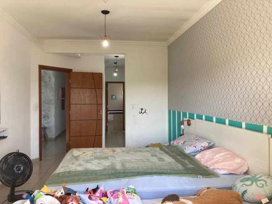 Casa com 3 quartos à venda, 350m2 em Sao Jose Dos Campos - SP - imagem 7 Foto 7 de Casa com 3 quartos à venda, 350m2 em Sao Jose Dos Campos - SP
