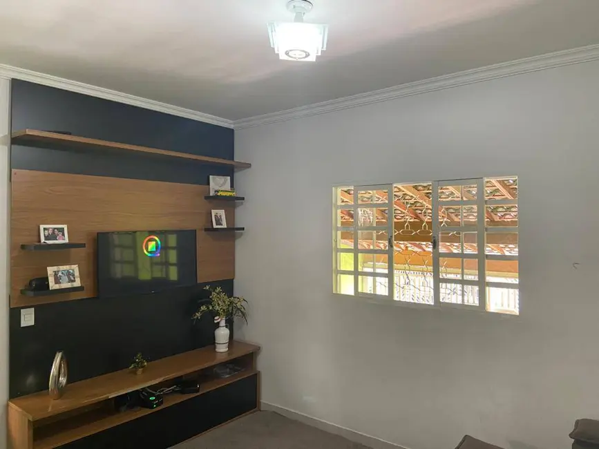 Foto 4 de Casa com 3 quartos à venda, 150m2 em Sao Jose Dos Campos - SP