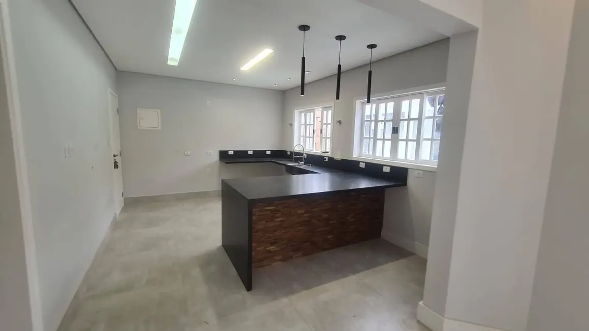 Foto 2 de Casa com 4 quartos à venda, 350m2 em Sao Jose Dos Campos - SP