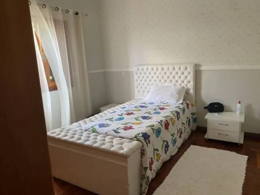 Casa de Condomínio com 3 quartos à venda, 226m2 em Sao Jose Dos Campos - SP - imagem 6 Foto 6 de Casa de Condomínio com 3 quartos à venda, 226m2 em Sao Jose Dos Campos - SP