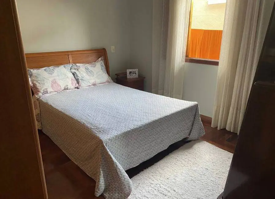 Casa de Condomínio com 3 quartos à venda, 226m2 em Sao Jose Dos Campos - SP - imagem 4 Foto 4 de Casa de Condomínio com 3 quartos à venda, 226m2 em Sao Jose Dos Campos - SP