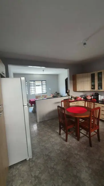 Foto 4 de Casa com 3 quartos à venda, 274m2 em Sao Jose Dos Campos - SP