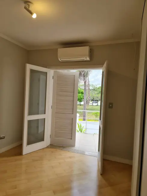 Casa de Condomínio com 4 quartos à venda e para alugar, 360m2 em Sao Jose Dos Campos - SP - imagem 6 Foto 6 de Casa de Condomínio com 4 quartos à venda e para alugar, 360m2 em Sao Jose Dos Campos - SP