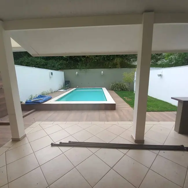 Foto 4 de Casa de Condomínio com 3 quartos à venda, 350m2 em Sao Jose Dos Campos - SP