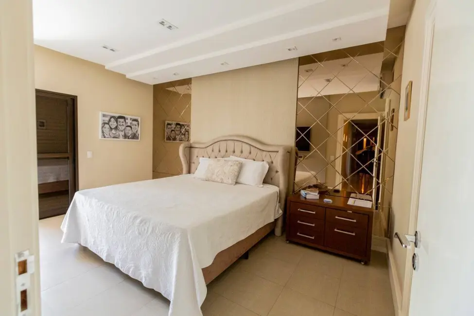 Foto 9 de Apartamento com 4 quartos à venda, 320m2 em Sao Jose Dos Campos - SP