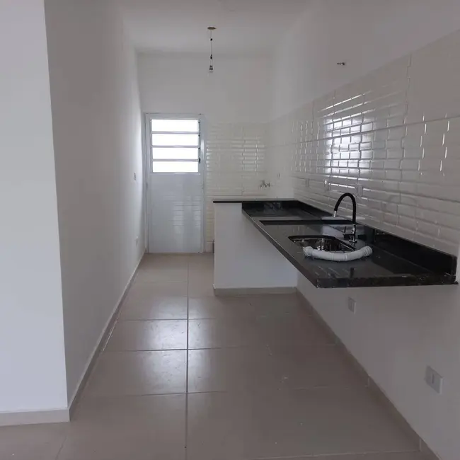Foto 1 de Casa com 2 quartos à venda, 140m2 em Sao Jose Dos Campos - SP