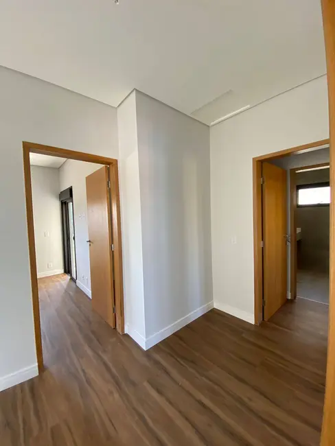 Casa de Condomínio com 4 quartos à venda, 250m2 em Sao Jose Dos Campos - SP - imagem 7 Foto 7 de Casa de Condomínio com 4 quartos à venda, 250m2 em Sao Jose Dos Campos - SP