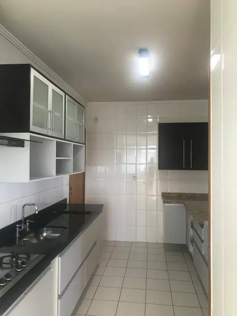 Apartamento com 3 quartos para alugar, 99m2 em Sao Jose Dos Campos - SP - imagem 6 Foto 6 de Apartamento com 3 quartos para alugar, 99m2 em Sao Jose Dos Campos - SP