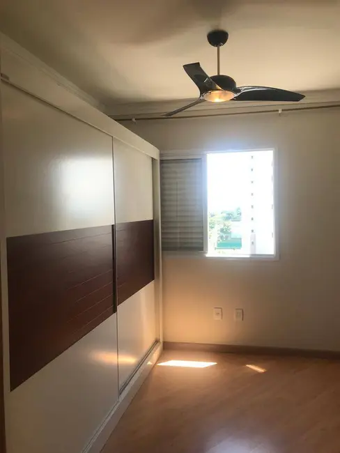 Apartamento com 3 quartos para alugar, 99m2 em Sao Jose Dos Campos - SP - imagem 2 Foto 2 de Apartamento com 3 quartos para alugar, 99m2 em Sao Jose Dos Campos - SP