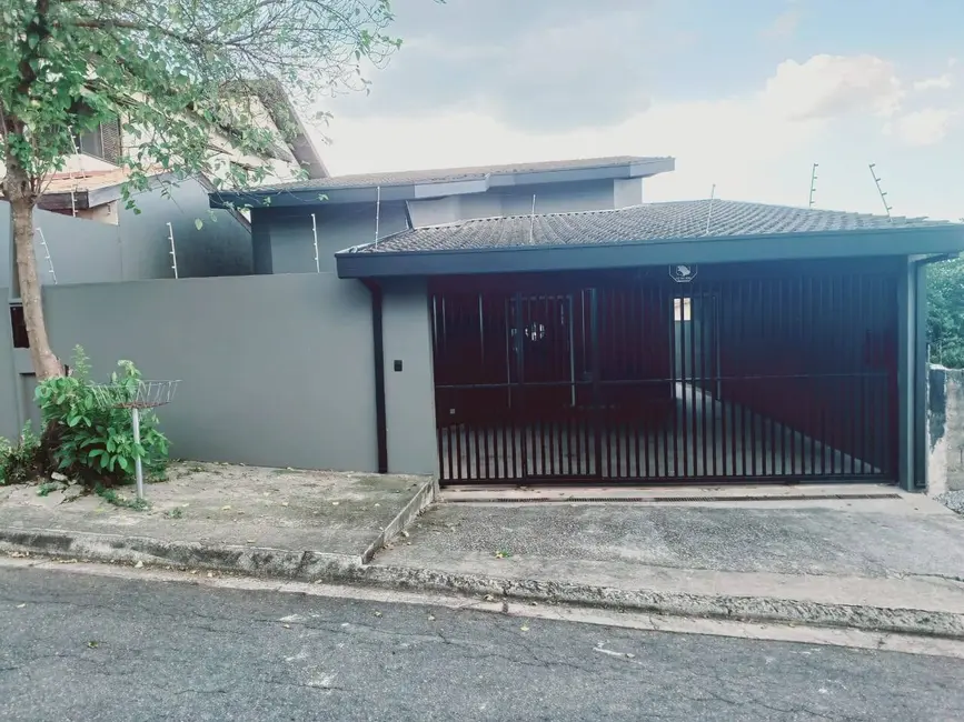 Foto 1 de Casa com 3 quartos à venda, 250m2 em Jardim Terras de São João, Jacarei - SP