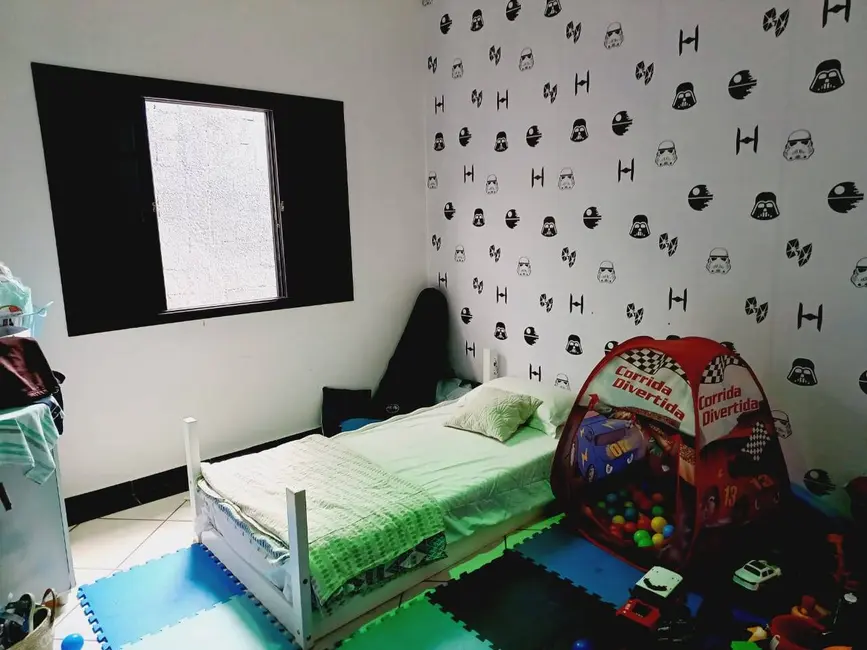 Foto 9 de Casa com 3 quartos à venda, 250m2 em Jardim Terras de São João, Jacarei - SP