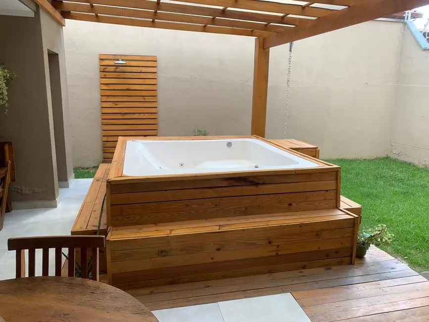 Foto 8 de Casa com 3 quartos à venda, 250m2 em Loteamento Villa Branca, Jacarei - SP