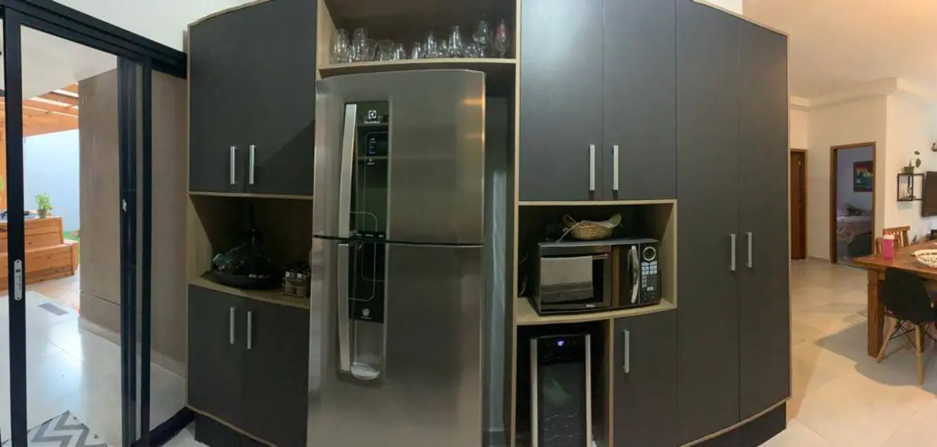 Foto 4 de Casa com 3 quartos à venda, 250m2 em Loteamento Villa Branca, Jacarei - SP