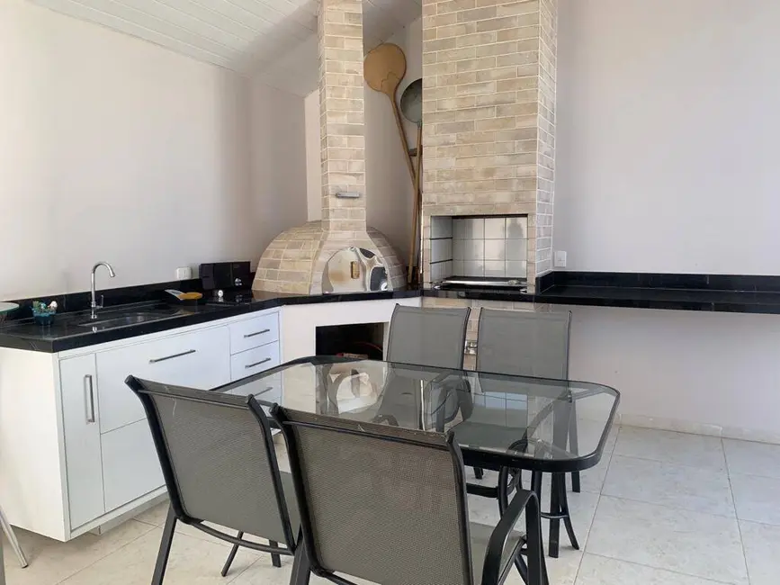 Foto 8 de Casa de Condomínio com 3 quartos à venda, 250m2 em Sao Jose Dos Campos - SP