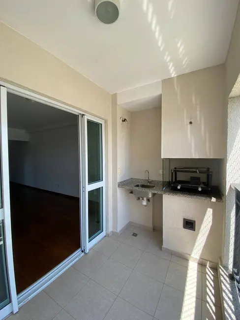 Apartamento com 3 quartos para alugar, 110m2 em Sao Jose Dos Campos - SP - imagem 5 Foto 5 de Apartamento com 3 quartos para alugar, 110m2 em Sao Jose Dos Campos - SP