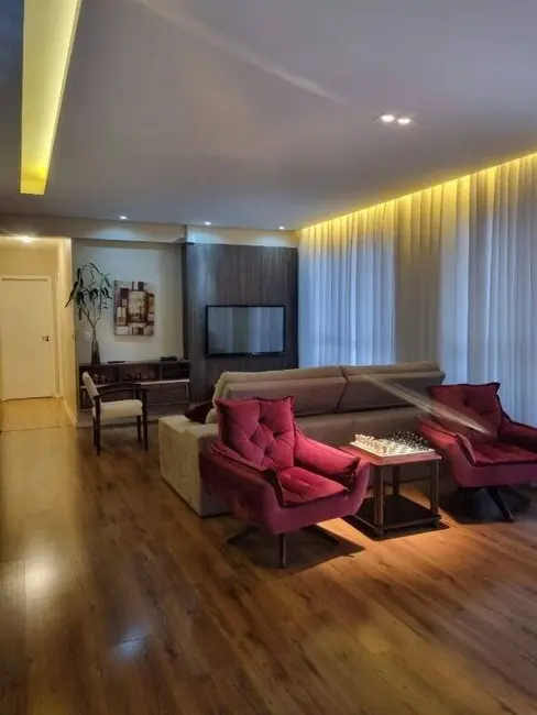 Foto 2 de Apartamento com 3 quartos à venda, 156m2 em Sao Jose Dos Campos - SP