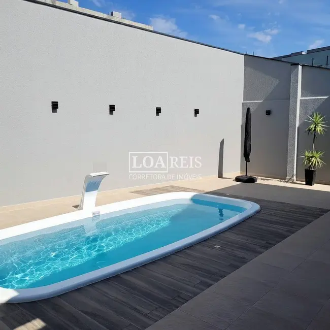 Foto 2 de Casa de Condomínio com 2 quartos à venda, 305m2 em Cacapava - SP