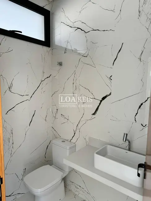 Casa de Condomínio com 4 quartos à venda, 280m2 em Sao Jose Dos Campos - SP - imagem 3 Foto 3 de Casa de Condomínio com 4 quartos à venda, 280m2 em Sao Jose Dos Campos - SP