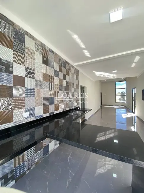 Foto 4 de Casa de Condomínio com 3 quartos à venda, 250m2 em Cacapava - SP