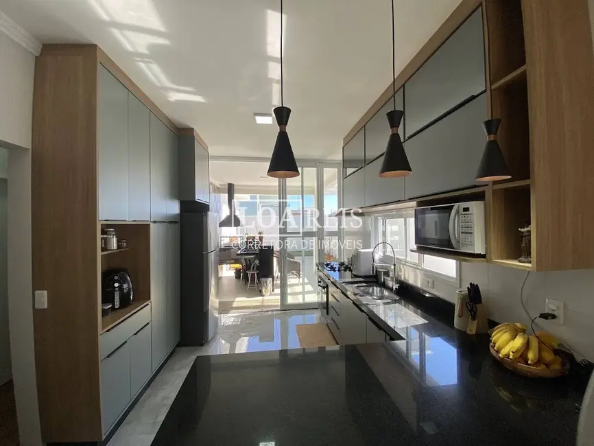 Foto 2 de Casa de Condomínio com 3 quartos à venda, 250m2 em Cacapava - SP