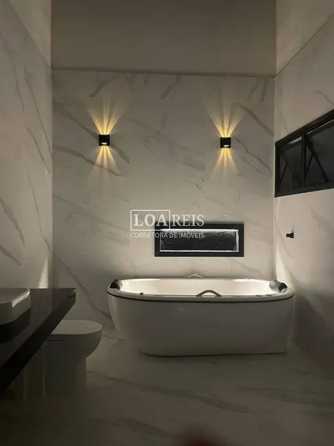 Foto 6 de Casa de Condomínio com 3 quartos à venda, 250m2 em Cacapava - SP