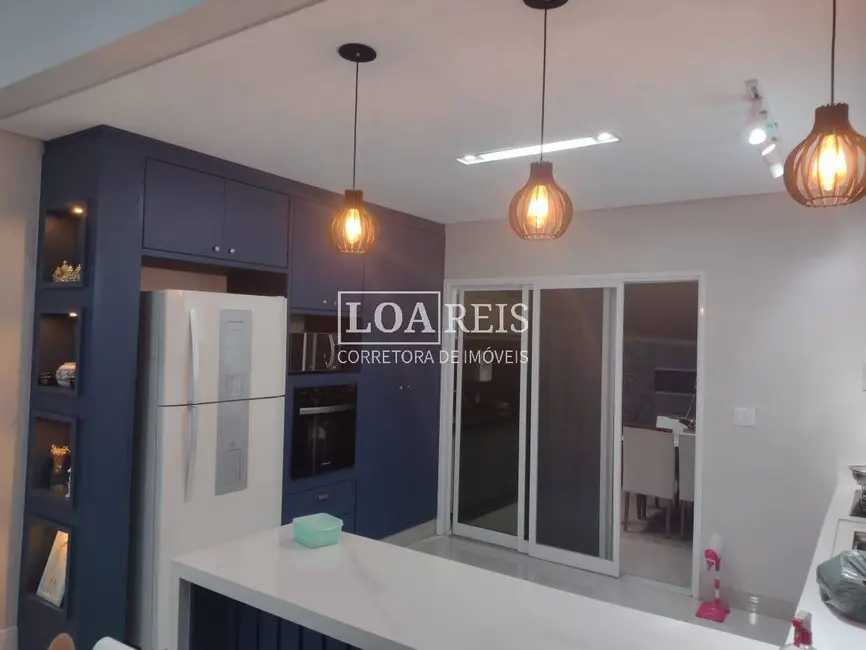 Foto 5 de Casa de Condomínio com 3 quartos à venda, 300m2 em Cacapava - SP