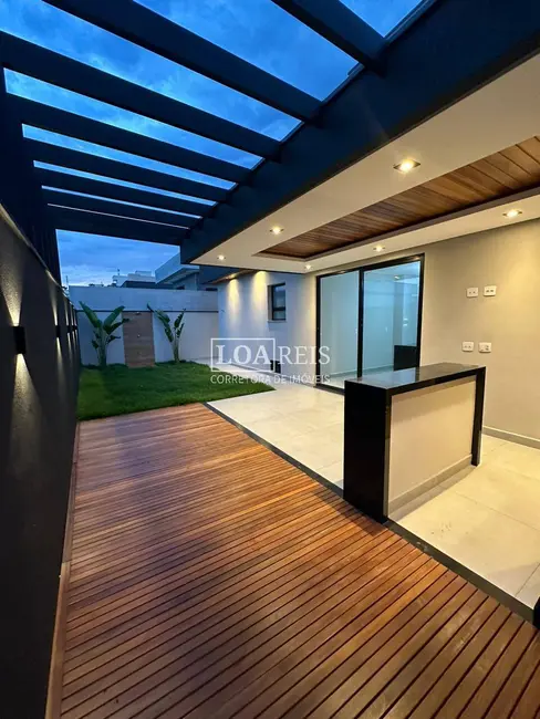 Foto 4 de Casa de Condomínio com 3 quartos à venda, 300m2 em Cacapava - SP