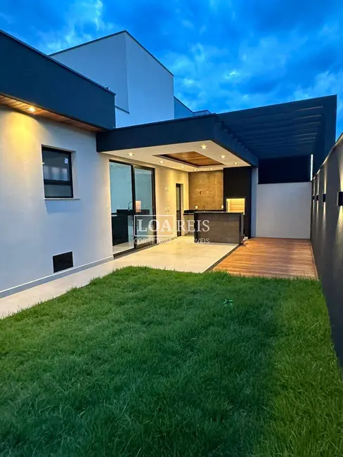 Foto 2 de Casa de Condomínio com 3 quartos à venda, 300m2 em Cacapava - SP