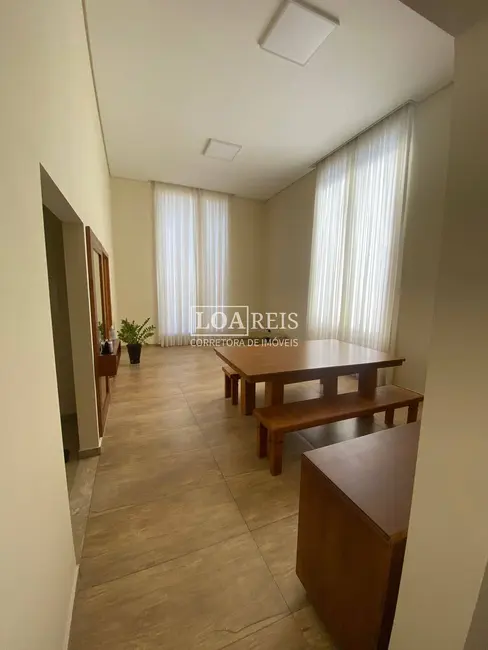 Casa de Condomínio com 3 quartos à venda, 300m2 em Cacapava - SP - imagem 3 Foto 3 de Casa de Condomínio com 3 quartos à venda, 300m2 em Cacapava - SP