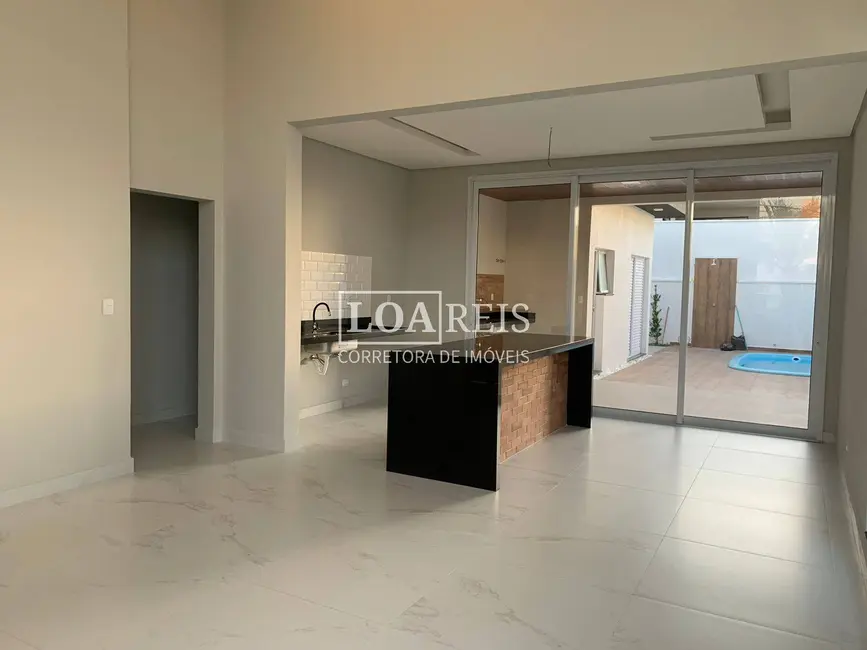 Foto 1 de Casa de Condomínio com 3 quartos à venda, 300m2 em Caçapava Velha, Cacapava - SP