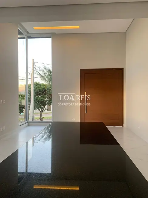 Foto 6 de Casa de Condomínio com 3 quartos à venda, 300m2 em Caçapava Velha, Cacapava - SP