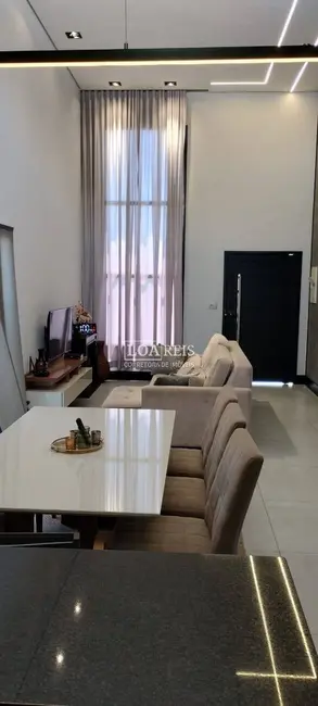 Foto 1 de Casa de Condomínio com 2 quartos à venda, 250m2 em Sao Jose Dos Campos - SP