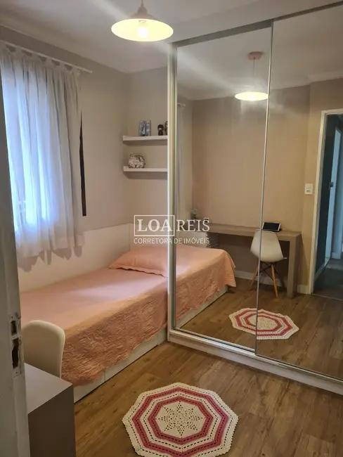 Casa com 3 quartos à venda em Sao Jose Dos Campos - SP - imagem 6 Foto 6 de Casa com 3 quartos à venda em Sao Jose Dos Campos - SP