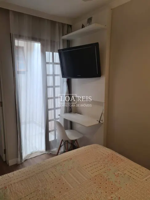 Casa com 3 quartos à venda em Sao Jose Dos Campos - SP - imagem 9 Foto 9 de Casa com 3 quartos à venda em Sao Jose Dos Campos - SP