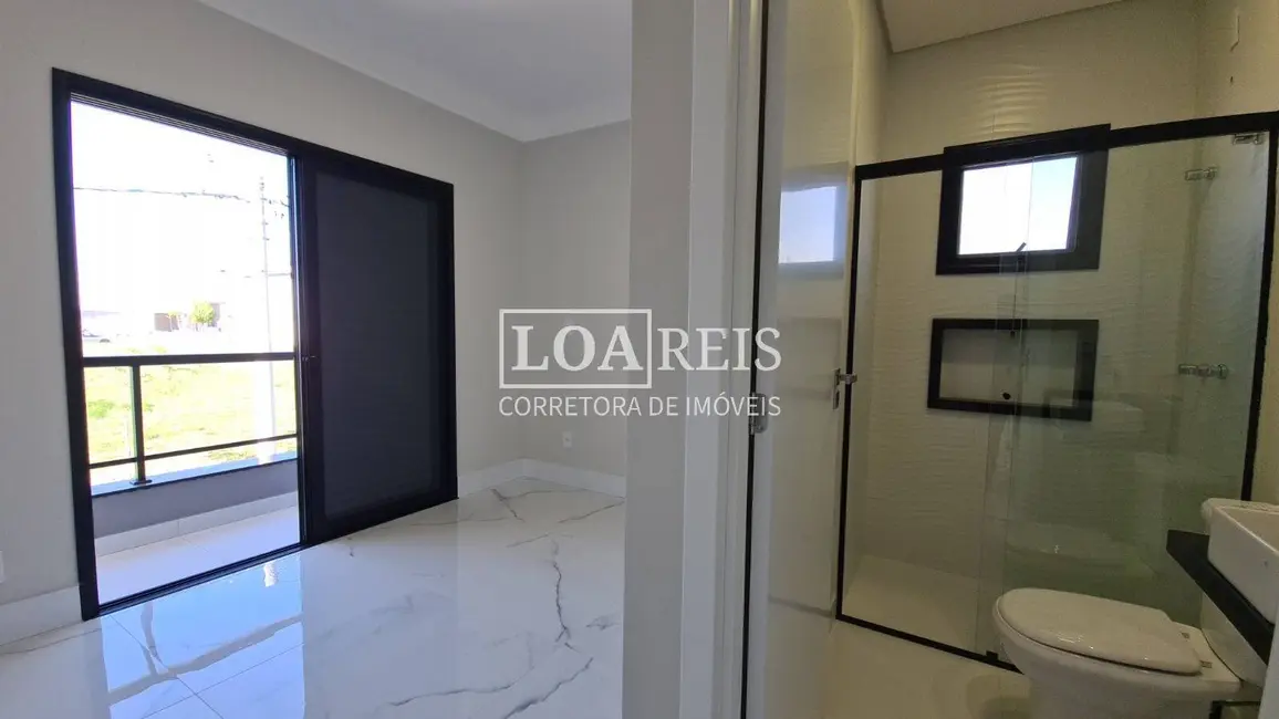 Foto 9 de Casa de Condomínio com 3 quartos à venda, 250m2 em Sao Jose Dos Campos - SP