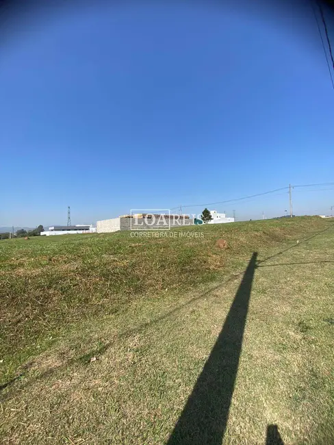 Foto 1 de Terreno / Lote à venda, 360m2 em Cacapava - SP