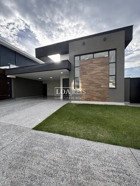 Foto 2 de Casa de Condomínio com 3 quartos à venda, 300m2 em Cacapava - SP