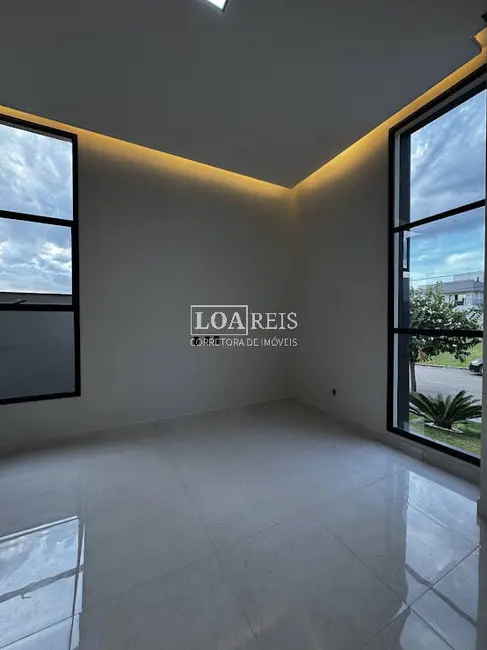 Foto 5 de Casa de Condomínio com 3 quartos à venda, 300m2 em Cacapava - SP