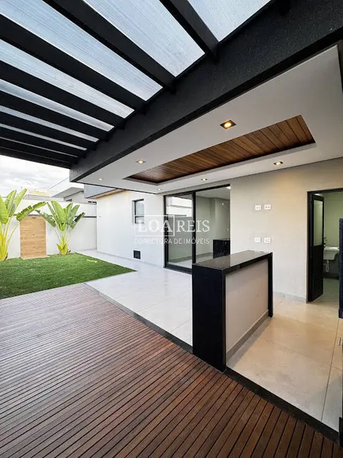 Foto 3 de Casa de Condomínio com 3 quartos à venda, 300m2 em Cacapava - SP