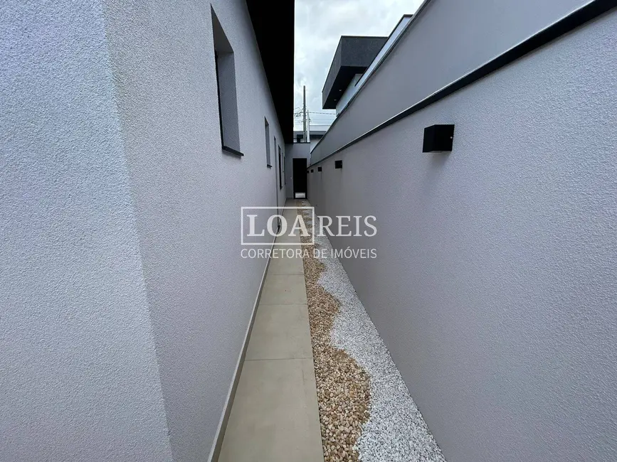 Foto 8 de Casa com 3 quartos à venda, 250m2 em Sao Jose Dos Campos - SP