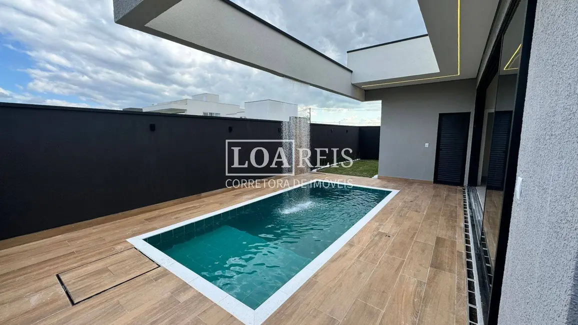Foto 1 de Casa de Condomínio com 3 quartos à venda, 345m2 em Parque Residencial Maria Elmira, Cacapava - SP