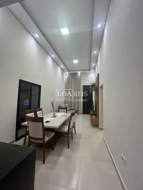 Foto 4 de Casa de Condomínio com 3 quartos à venda, 250m2 em Caçapava Velha, Cacapava - SP