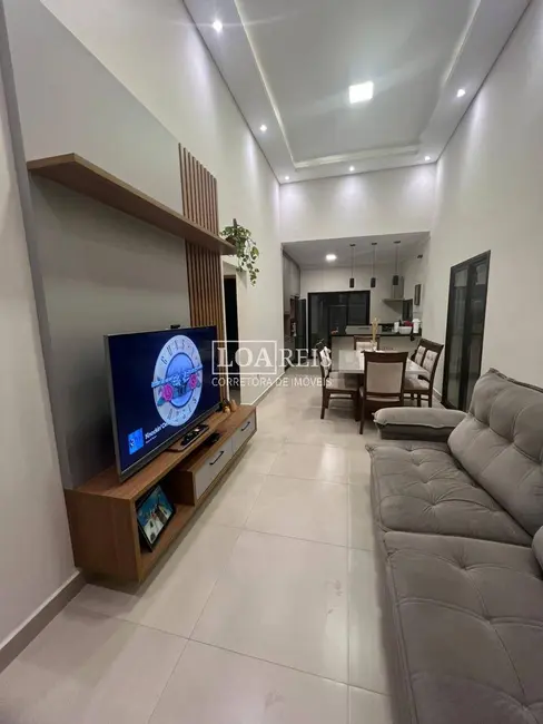 Foto 1 de Casa de Condomínio com 3 quartos à venda, 250m2 em Caçapava Velha, Cacapava - SP