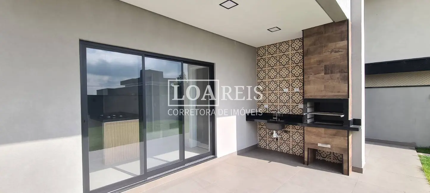 Foto 4 de Casa com 3 quartos à venda, 250m2 em Sao Jose Dos Campos - SP