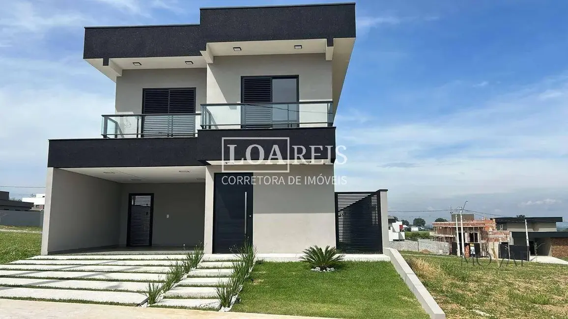 Foto 1 de Casa com 3 quartos à venda, 250m2 em Sao Jose Dos Campos - SP