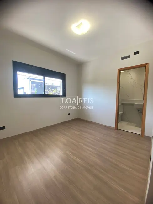 Foto 9 de Casa de Condomínio com 3 quartos à venda, 250m2 em Sao Jose Dos Campos - SP