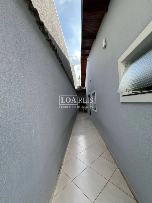 Foto 5 de Casa com 3 quartos à venda, 250m2 em Loteamento Villa Branca, Jacarei - SP